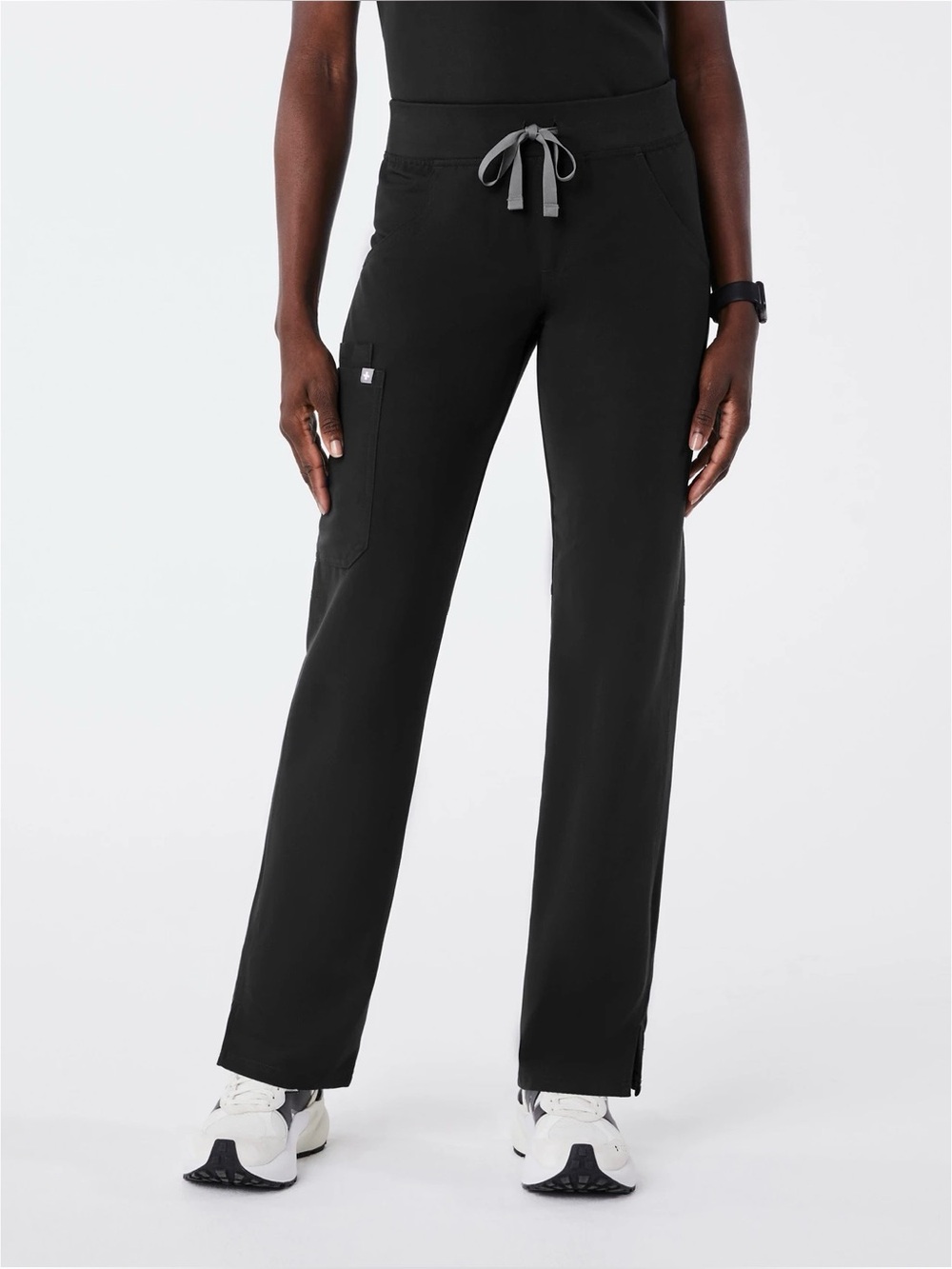 Figs “Kade” black straight leg high-rise scrub pants (small)
